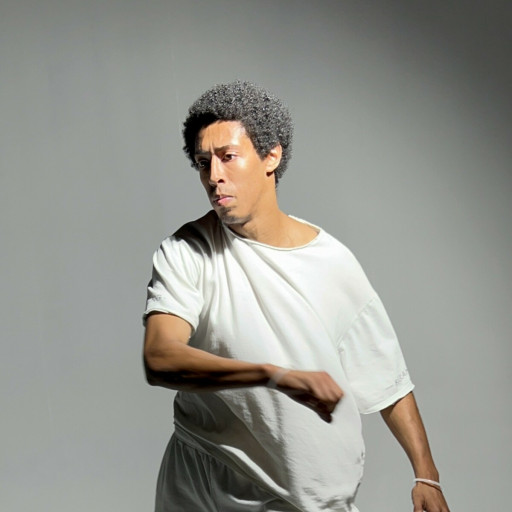 Lyès Earès Kardjadja